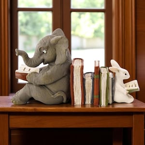 本を読む象とウサギ - 本棚、机、または自宅の図書館の装飾に最適なかわいい樹脂製動物像、本好きへのギフト、ホームアート