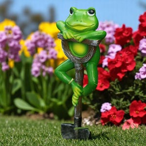 Mini Frog Statue on Shovel | Cute Garden Decor Figurine | Whimsical Frog Ornament | Small Resin Animal Sculpture | Outdoor Art Piece
