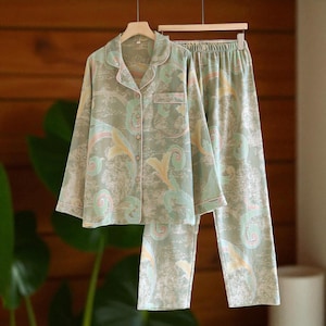 Women’s Flower Print Jacquard Pyjamas Set, Cotton Long-Sleeved Two-Piece Loungewear, Comfortable Home Clothes, Stylish Gift for Her