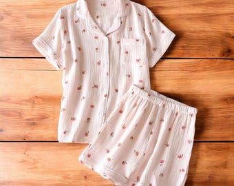 Grazioso pigiama da donna in due pezzi, pantaloncini larghi da notte intelligenti con camicia con colletto, pantaloncini estivi, pigiama in cotone con stampa a cuore, regalo per lei