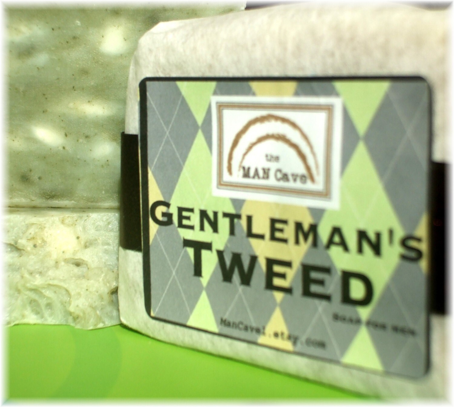 SOAP for Men - GENTLEMANS TWEED - with Organic Oils and French Green …