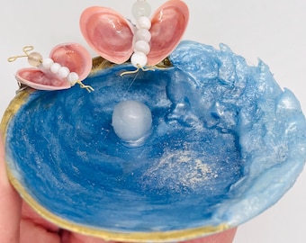 Handcrafted Clam Shell Jewelry Dish: Moonstone Coastal Ring Holder