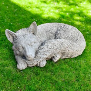 Laying fox, Yard figure, Massive fox, Animal statue, Garden figure, Detailed fox, Backyard sculpture, Animals lovers gift, Concrete, size &quot;7