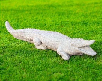 Alligator statue, Stone figure, Crocodile figurine, Detailed sculpture, Yard animals, Long alligator, Cement art, Concrete, size "5