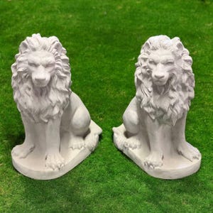 Pair of lions, Garden statue, Two lions, Outdoor statuary, Large animals, Lions sculpture, Massive figure, Front door, Concrete, size &quot;23
