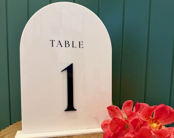 Acrylic Arch Table Number with 3D Number | A5 Modern Wedding Sign | UV Printed & Raised Acrylic Sign | Arch Signage