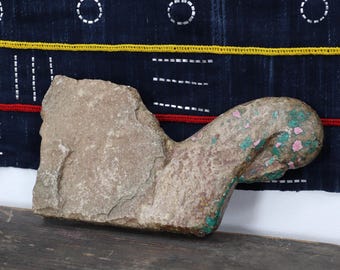 Indian Stone Peacock Turban Hanger- Dungarpur 18th Century (1)
