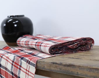 Early 20th Century Handwoven Red and Black Chinese Fabric (8)