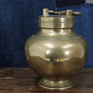 19th Century Solid Brass Indian Holy Water Pot (7)