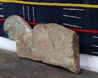 Indian Stone Peacock Turban Hanger- Dungapur 18th Century (2)