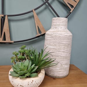 Modern Rustic Off White Textured Ceramic Vase – Minimalist Décor Accent for Home Interiors