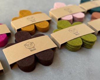 Wool Felt Flower Coasters Set of 4 – Handmade  – Drink Coasters – Table Protection – Housewarming Gift - Wild flower - Houswarming gift