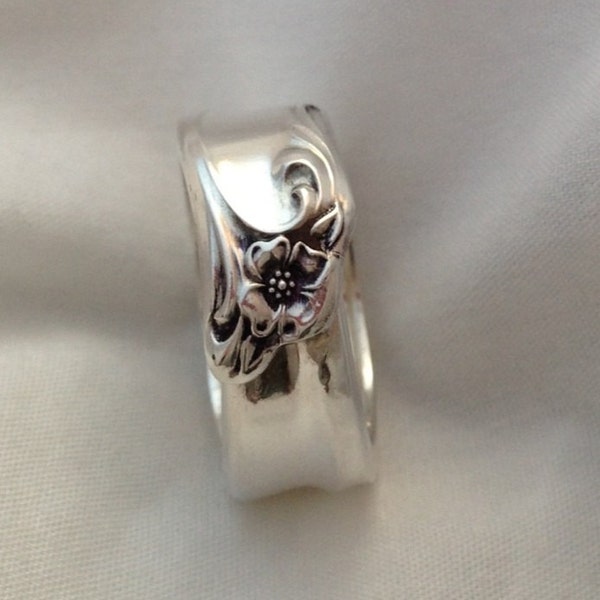 Spoon Ring, Gaiety 1961, Vintage Silverplate, Choose Your Size 6 to 12, Vintage Ring, Silverware Jewelry, Krizsilver