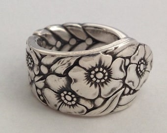 Spoon Ring "Ward Bouquet"  1936 Silverware Jewelry Vintage Silverplate 6 to 12 Choose Your Size