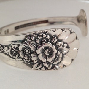 Petite Spoon Bracelet Jubilee. Cuff Bracelet. Spoon Jewelry. Silverware Jewelry. Silver Bracelet. Vintage Bracelet. Vintage Jewelry.