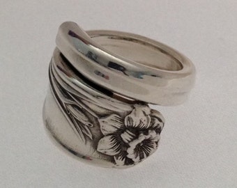 Spoon Ring Handmade Daffodil 1950 Spiral Ring Choose Your Size Vintage Ring Silverware Jewelry, Krizsilver