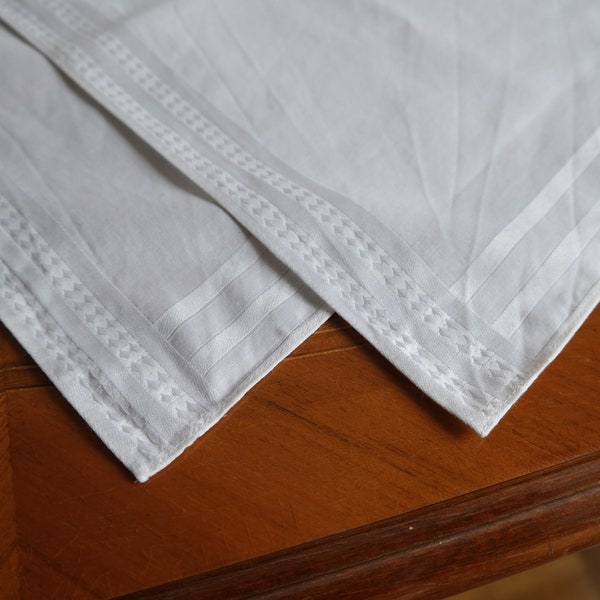 set of 2 mens handkerchief, white cotton, antique whitework, vintage linen, Herren Taschentuch Set, washable, reusable, zero waste