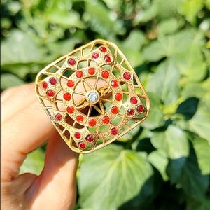 true vintage hat pin, belle epoche, gold with red rhinestones