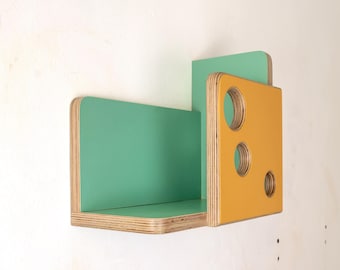 Unique Handmade Birch Ply Floating Bedside Nightstand Shelf, Curved Sculptural Mid-Century/Memphis style Decor Wall-Mounted organiser.