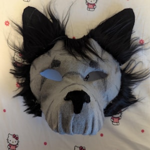 Wolf mask