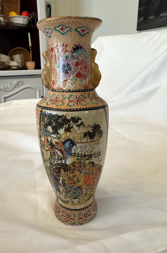 アンティーク 里帰り 薩摩焼 楠部 ベース 花瓶 アンティーク 里帰り 薩摩焼 楠部 ベース 花瓶