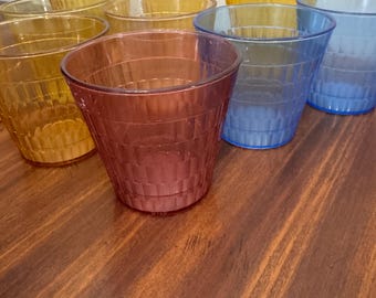 Vintage Quaker Oatmeal Plastic Cups set of 10