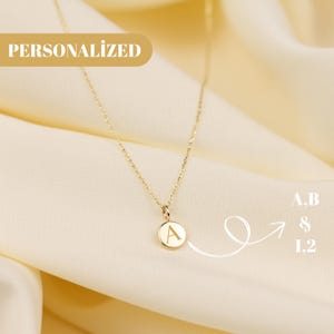 Colar circular personalizado em ouro maciço 14K, colar minimalista, presente personalizado, colar delicado, colar personalizado, presente para a mãe.