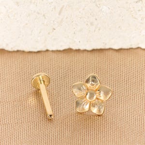 14K Solid Gold Flower Piercing, Helix Piercing, Floral Earrings, Rook Jewelry, Forward Helix Earring, Mother Days Gift, Tragus Earring