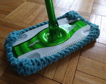 Reusable dust mop cover wet dry floors
