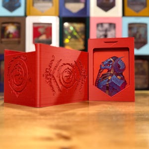 3D Printed MTG Deck Box: Red Theme, Magnetic Lid & Commander Display