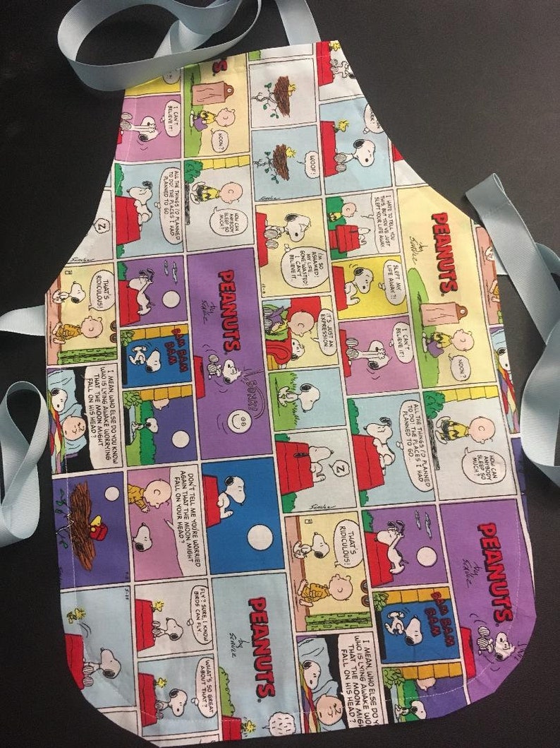 PeanutsSnoopy Comic Strip Kids Apron