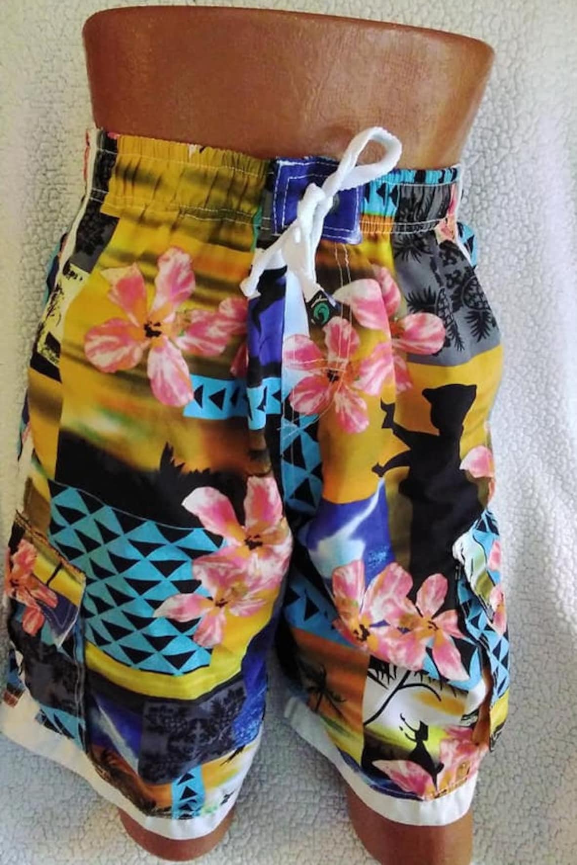 LARGE Hawaiian Swim Trunks Polyester Swim Trunks Preowned Etsy