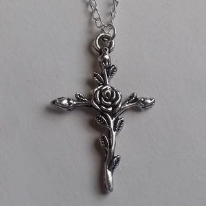 Rose Cross Necklace, Silver Plate Gothic Flower Cross Necklace, Flowers Crosses, Gothic Cross Necklace, Handmade