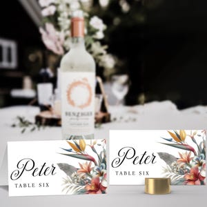 Conjunto de modelos de cartões de lugar | Cartão de nome plano e dobrado com opção de luz | Design de flores tropicais | Casamento na praia | 3,5 x 2 e 3,5 x 4 polegadas | SBW01