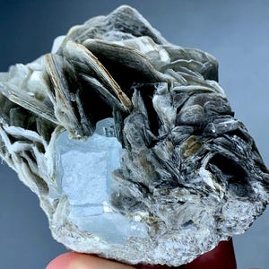 385g Aquamarine Crystal Specimen - Large Blue Beryl from Pakistan