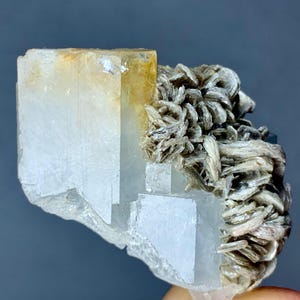 20g Aqumarine Crystal with Muscovite - Natural Gemstone Specimen from Pakistan