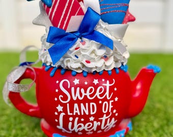 Faux Patriotic Teapot: Tiered Tray Decor 4th of July fake bake
