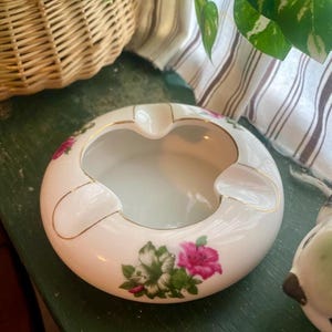 Mid Century Ladies Ashtray