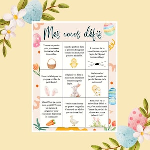 Peut inclure: Un ensemble de trois mugs en céramique avec un glaçage moucheté de couleur crème. Chaque mug présente un motif floral peint à la main différent dans des tons de bleu, vert et jaune. Les mugs ont une forme simple et arrondie et une anse confortable.