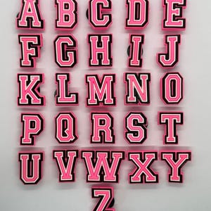 Charms para zuecos de color rosa con letras del alfabeto, accesorios para dijes para zapatos