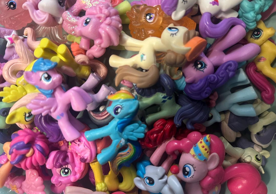 My Little Pony Collectible Figures Ponyville, Blind Bag and Filly's Mlp
