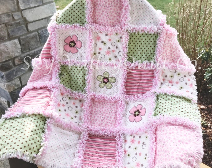 Pre Cut Girl Rag Quilt KIT Pink and Green Flower Power, Flannels Only 2