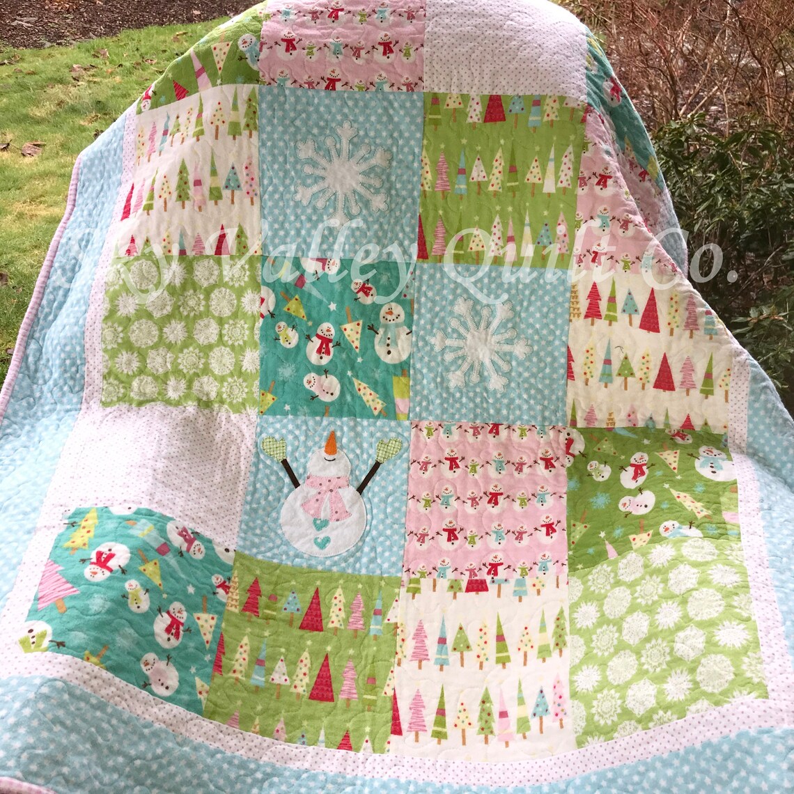 Precut Traditional Pieced Quilt Kit Christmas Holiday Etsy