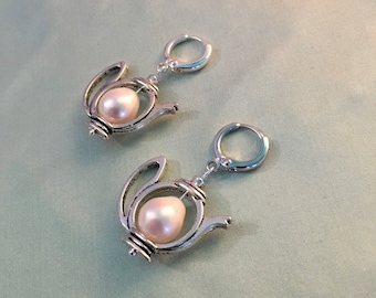 Tea Pot PEARL earrings, real Pearl TEA POT earrings with silver plated brass Loops, Teapots pair of earrings, Tea Gift