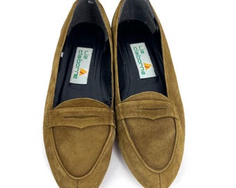 Vintage Penny Loafers Womens 8M Olive Brown Suede Pointed Toe Flats 80s 90s