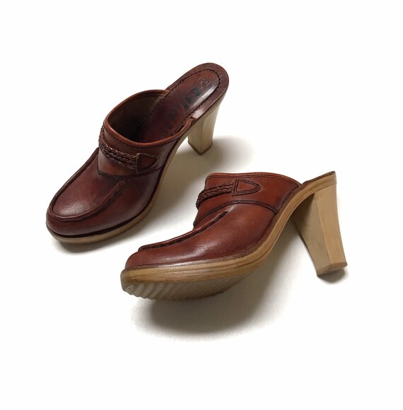 vintage 1970s wooden heel clogs mules 70s cognac s