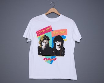 vintage 80s t shirt Hall & Oates 1988