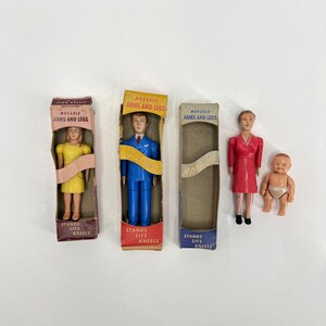 vintage 1940s Renewal dollhouse family dolls mom dad baby sister box image 10