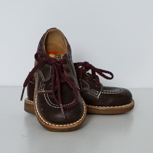 vintage 1970s toddler boy shoes