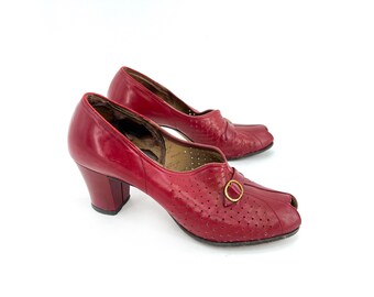 vintage 1940s peep toe heels red shoes